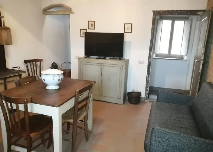 La Corte Dei Gelsomini *